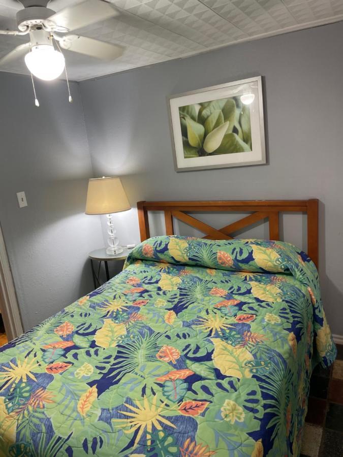 Southwind Inn พอร์ตอิสซาเบล ภายนอก รูปภาพ